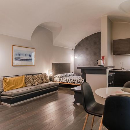 Familia Apartaments - 048 By Happyhostorino Exterior photo